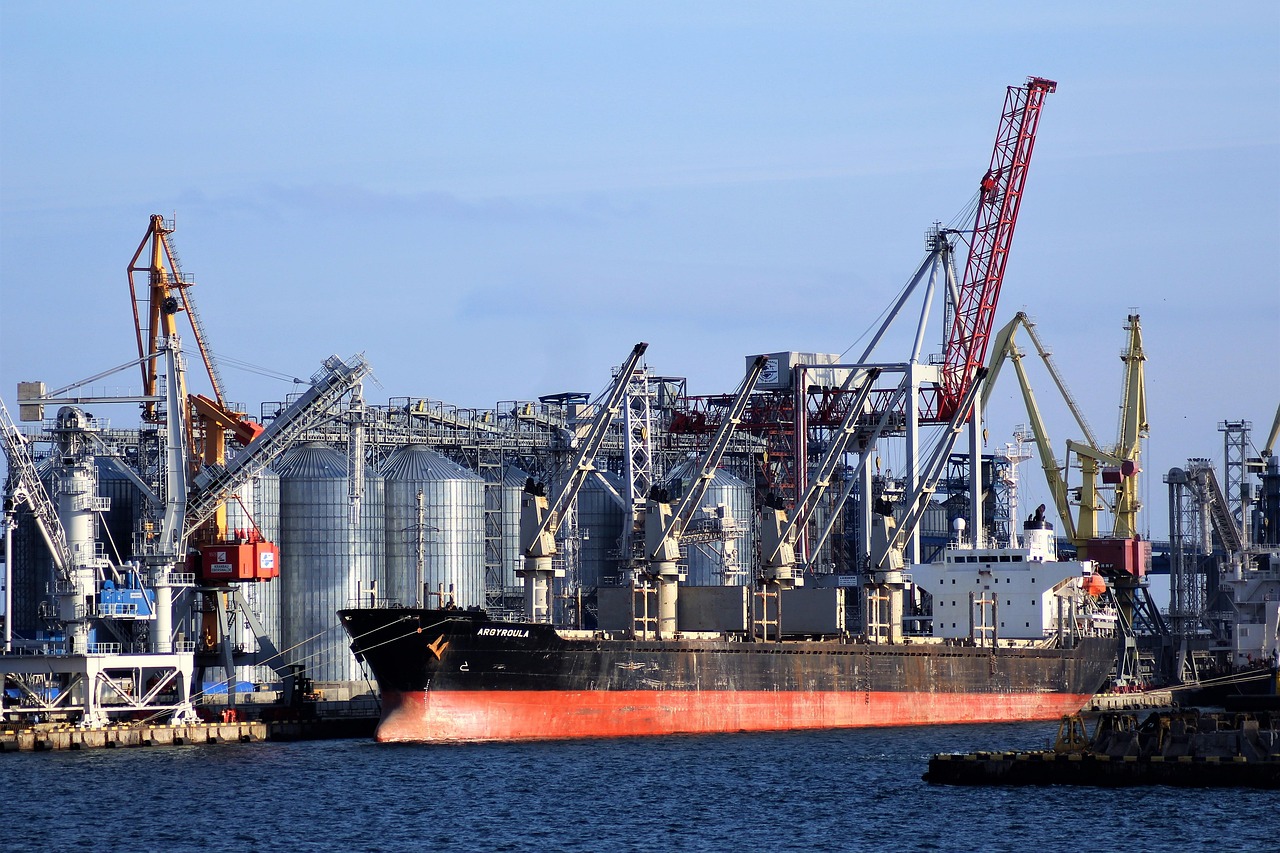 Industry, heavy, port — How to Invest in the Stock Market with Limited Starting Capital